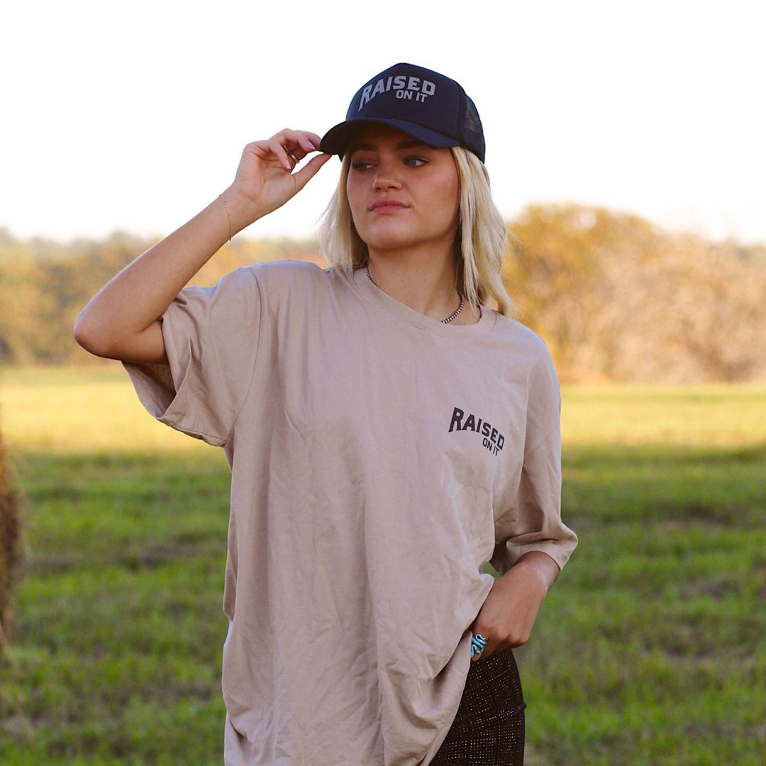 Florida Vintage Hog Hunting Tee | Tan | Unisex Short-Sleeve Comfort Tee